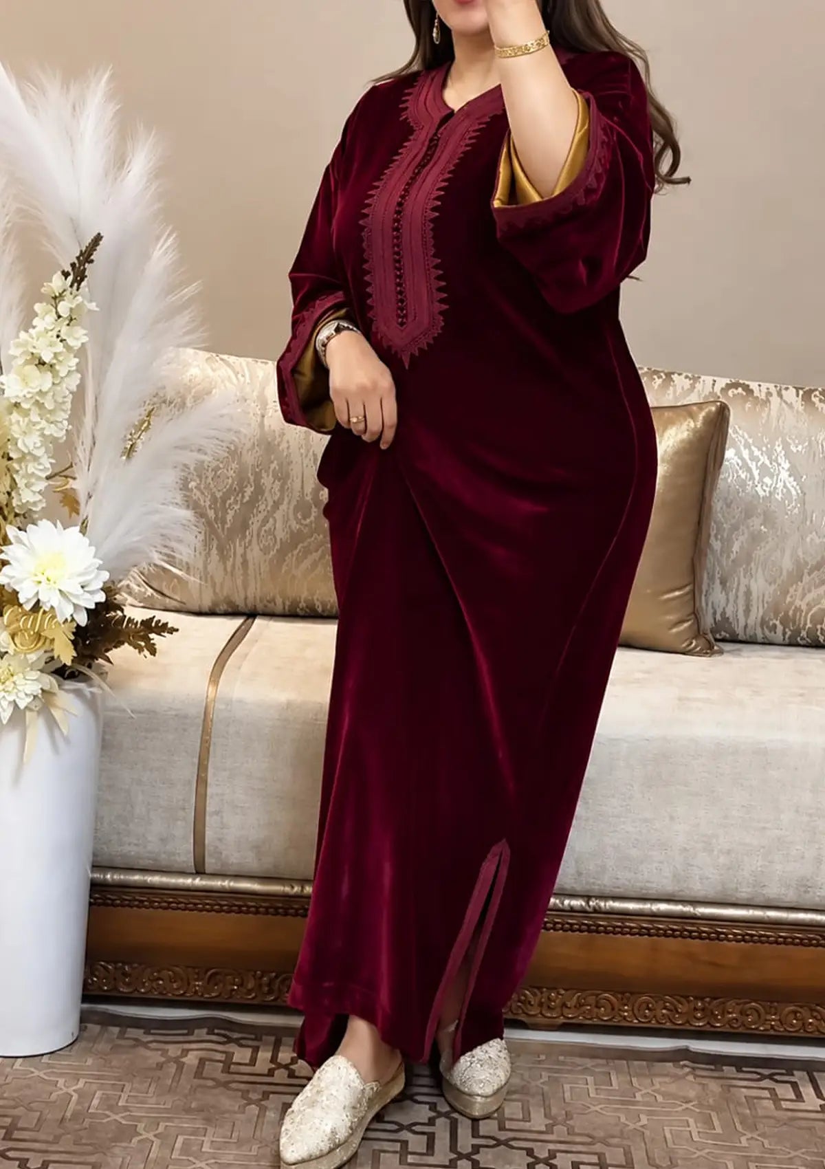 Classy Caftan Velours – Toucher Doux avec Coupe Majestueuse