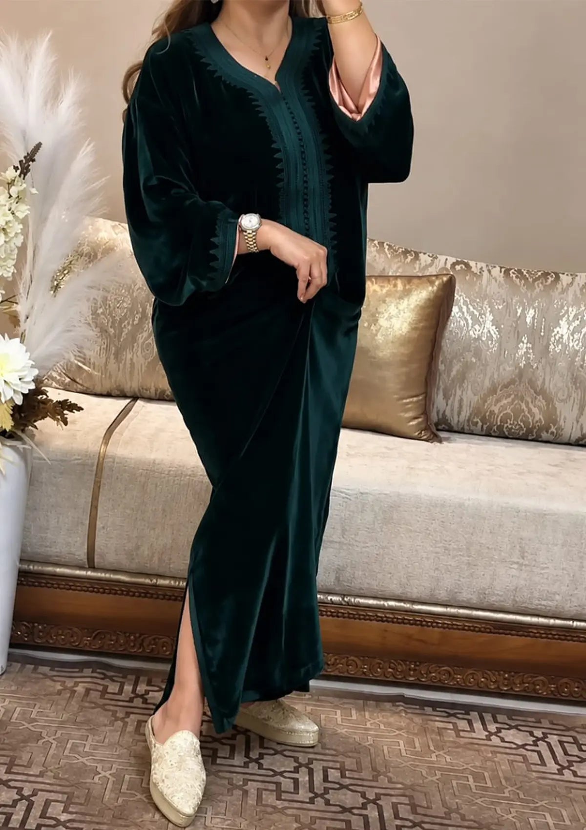 Classy Caftan Velours – Toucher Doux avec Coupe Majestueuse