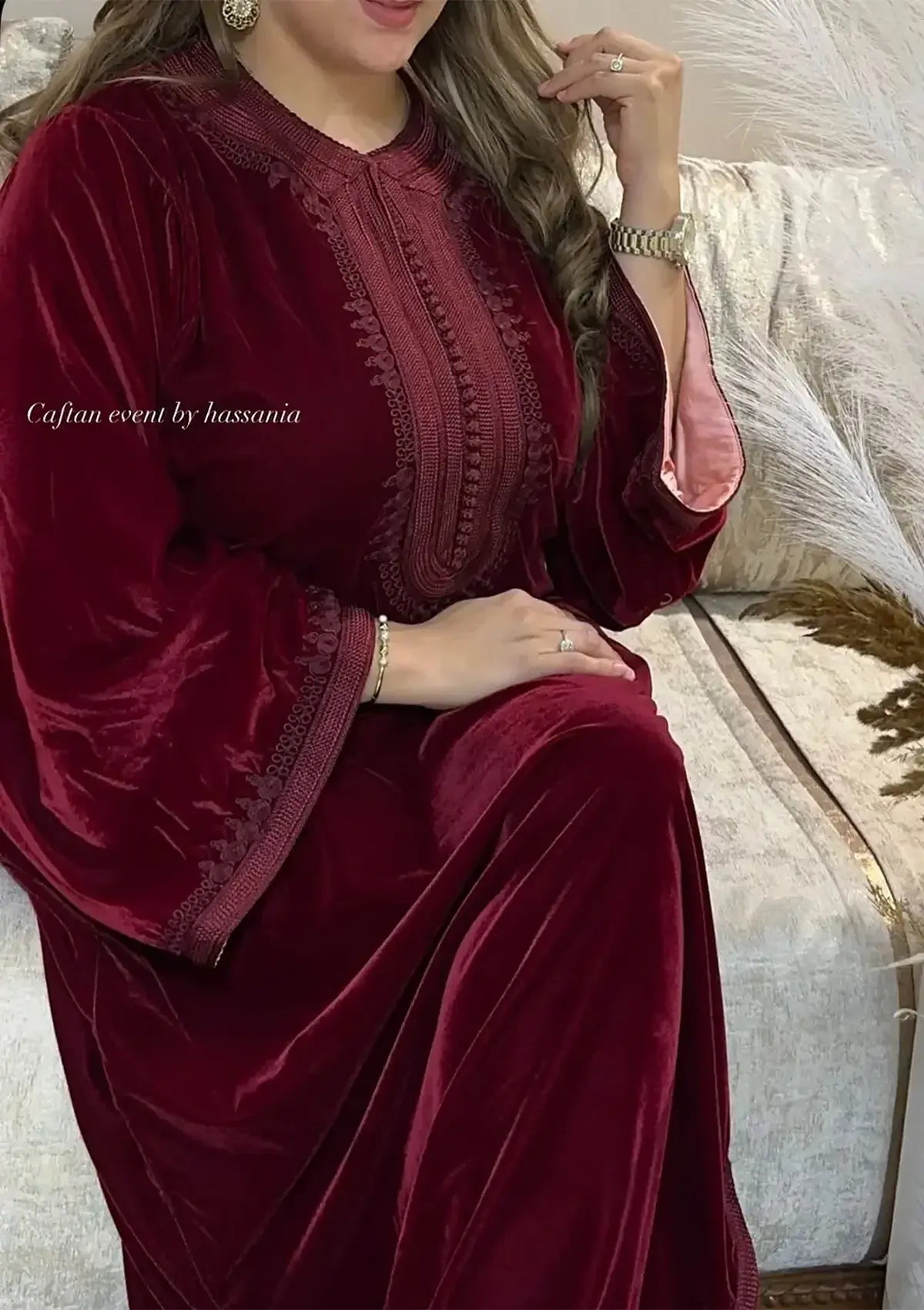 Classy Caftan Velours – Toucher Doux avec Coupe Majestueuse