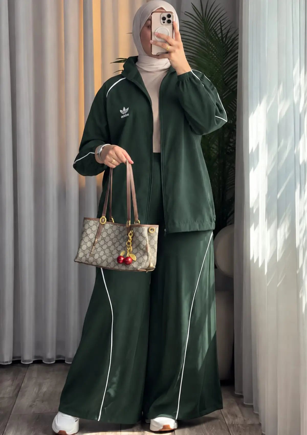 lookbook image shop_this_look_amDhCa